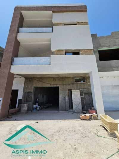 Appartement à Kelibia sur la route principal M