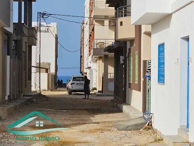 Maison inachevée 110 m² à Ezzahra hammam ghzeez