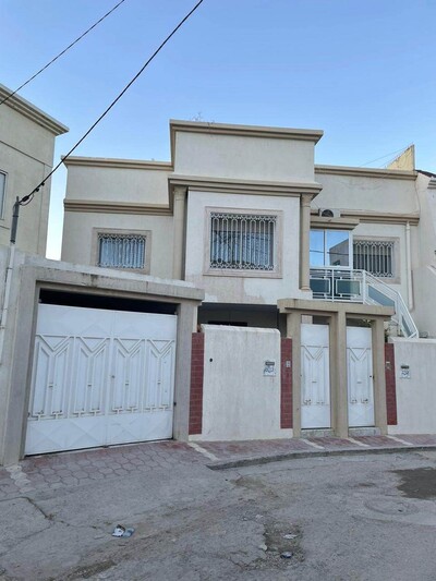 Une belle villa R+2 à vendre