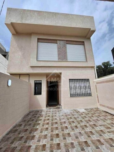 Duplex tout neuf à vendre à Hammamet