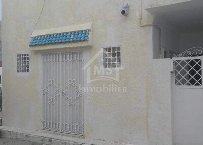 Belle maison avec jardin à vendre à Hammamet à 210 MD
