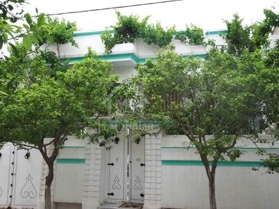 Une villa avec jardin à vendre à Beni Khiar