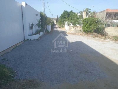 Terrain de 1380 m² à Hammamet à vendre à 380 dtm²