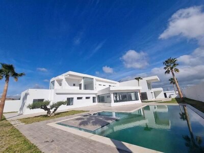 VILLA GRANDISOSE SOSERéf: