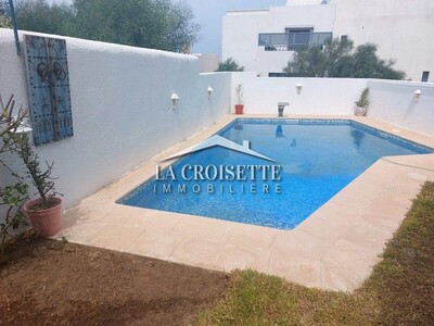 Duplex s+3 meublé avec piscine à Gammarth
