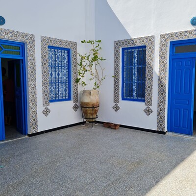 une belle demeure avec un style arabesque moderne
