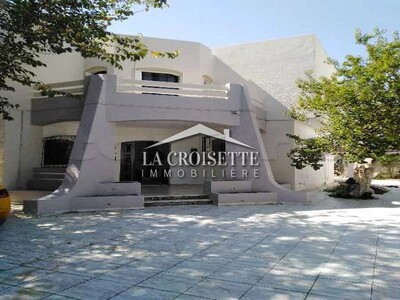 Villa s+4 à la soukra MV