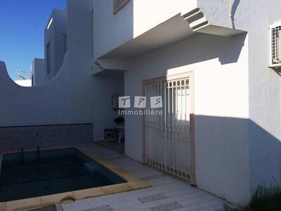 Duplexe SOUPIRE AVEC PISCINE