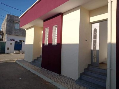 une maison centre ville el Haouaria