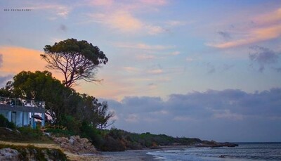 un terrain pied dans l'eau à Ezzahra