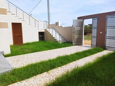 une villa avec piscine à el Haouaria prés de la plage