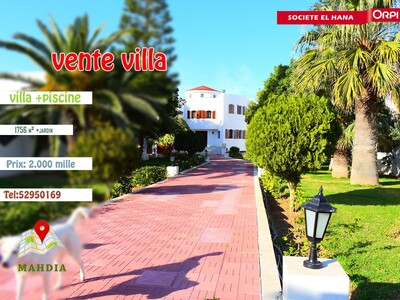 A Vendre Villa Avec Piscine Sur Un Terrain De 1021 M²