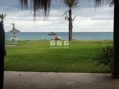 VILLA PIEDS DANS L'EAU A LES DEUX OUEDS