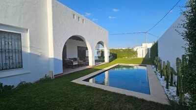 BELLE VILLA NON MEUBLEE ZONE THEATRE