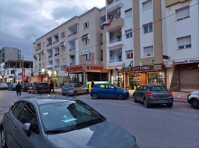 appartement à vendre à khzema EST