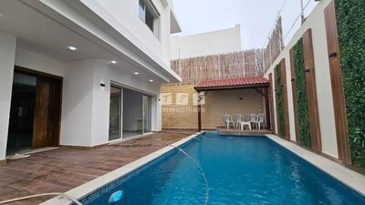 BELLE VILLA NEUVE AVEC PISCINE A NE PAS RATER