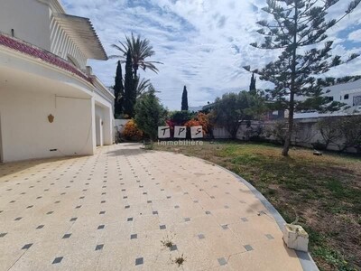 VILLA A NABEUL AVEC OU SANS MEUBLES