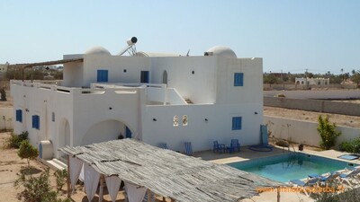 Houch avec piscine à vendre à Djerba proche plage