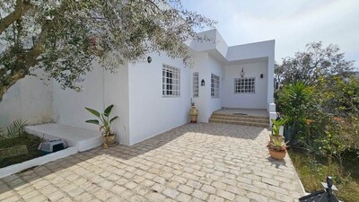 BELLE VILLA AVEC OU SANS MEUBLES