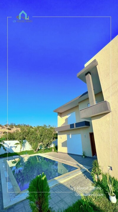 av une villa à oued laswed