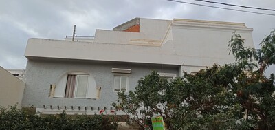 AV villa à mrezga et superficie 250 m²