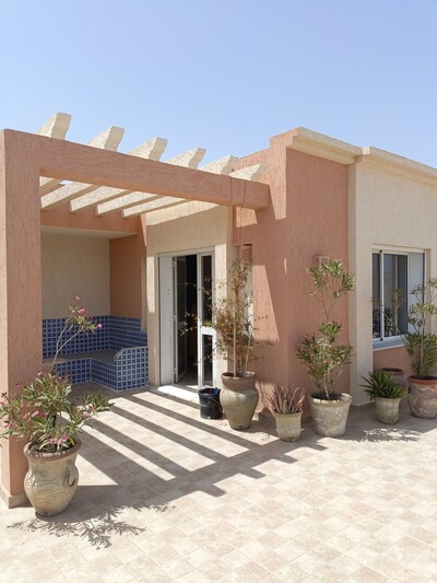 av immeuble de 4 appartements à bouficha salloum