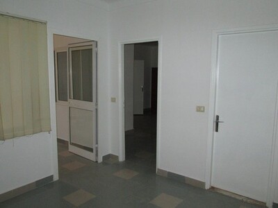 AL Bureau 3 pièces a la gare de Hammamet
