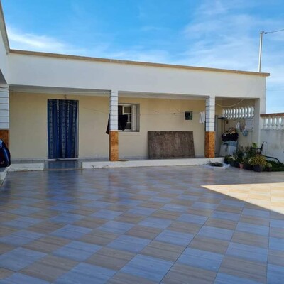 belle villa avec terrasse