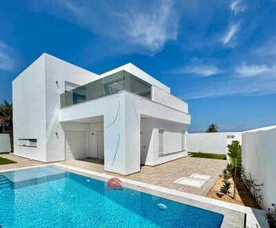 VILLA NEUVE À LA ZONE TOURISTIQUE MEZRAYA DJERBA