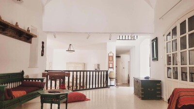 VILLA MEUBLÉE EN ZONE TOURISTIQUE