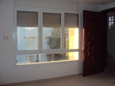 Deux étages d'une villa 1ere main