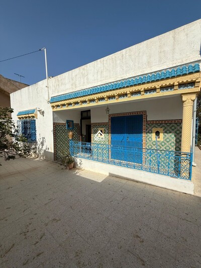 Sublime villa 250m² avec jardin à Raoued 270000 DT