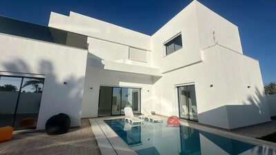 VILLA AVEC PISCINE PRIVÉE À MEZRAYA DJERBA EN TUNISIE
