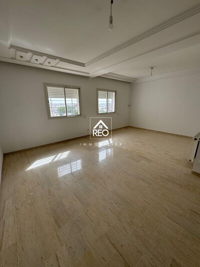 À LOUER : Un appartement S+3 situé au Jardin de L’Aouina