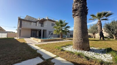 villa s+5 avec ambiance relaxante et chaleureuse