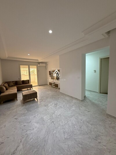 À LOUER : Un appartement S+2 meublé situé au Jardin de l'Aoui