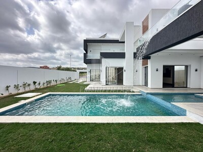 une magnifique villa à Hammamet Nord dans un quartier chic