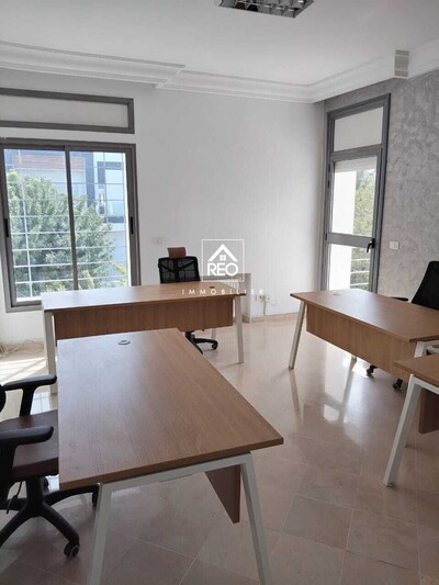 À LOUER : Des spacieux bureaux situés au Lac
