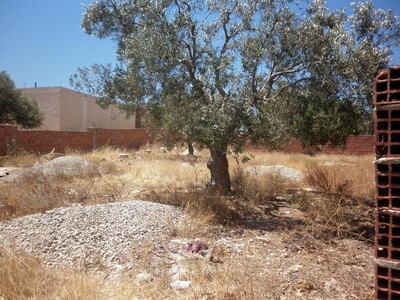 Urgent AV Terrain 400m a l’entré d’ Hammamet