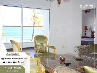 À Vendre App S+2 Pied dans L’eau et vue sur mer à corniche