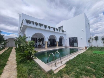 Villa PIVOINE Réf:  villa zone théatre