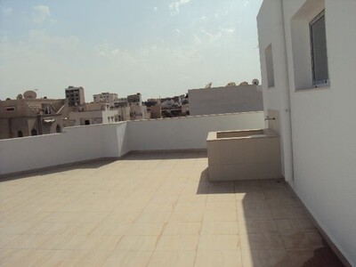 joli studio meublé à khzema est