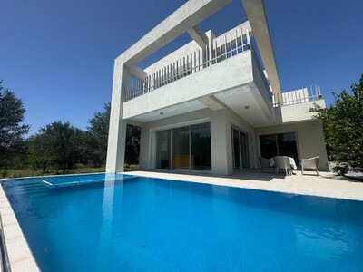 Villa AURALIERéf: Location Villa à Bir Bouregba À louer à l’année