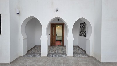 A VENDRE À DJERBA MIDOUN  VILLA AVEC PISCINE ZU