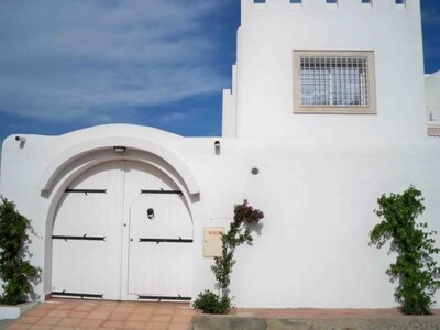 Floor villa in a district calms
