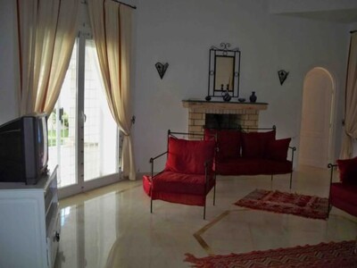 Villa at the entrance to Hammamet Sud