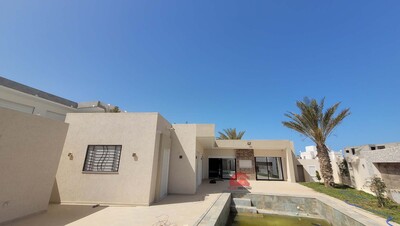 Villa meublée à vendre en zone touristique Djerba ZT