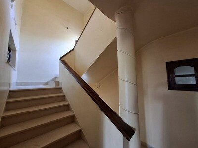 À Vendre – Duplex S+6 sur 3 niveaux à Mourouj 5 rare sur le marc