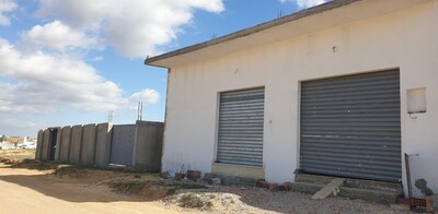 deux garages commercial bessbesya