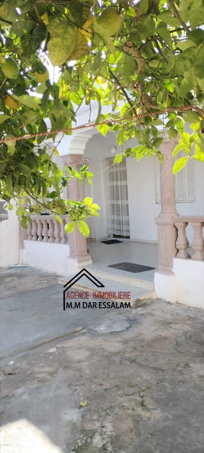 maison au centre de kélibia